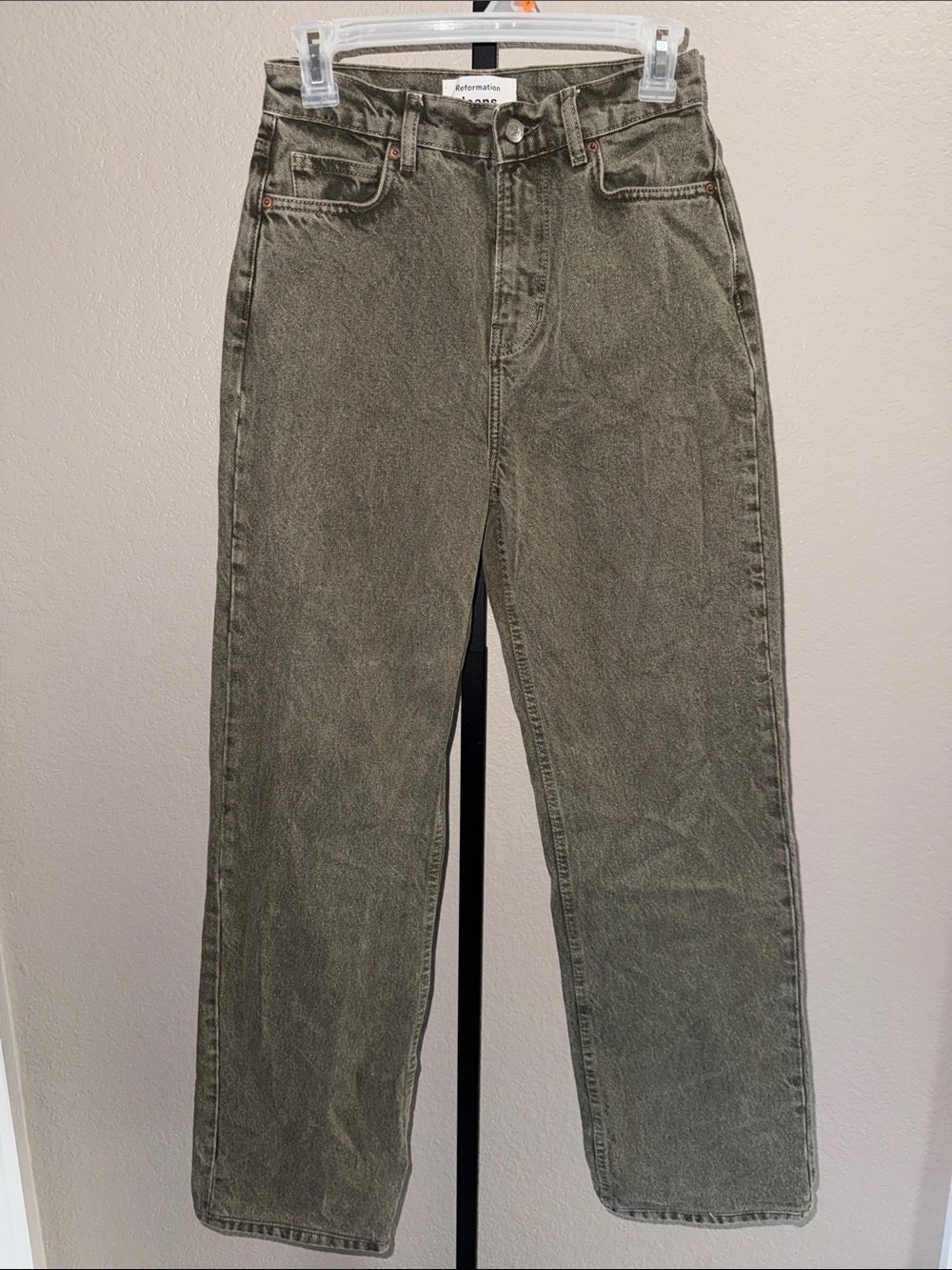 Reformation Straight Jeans size 25